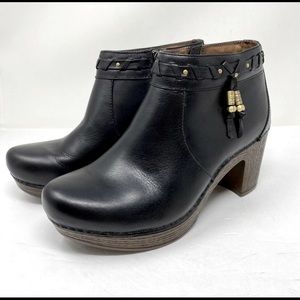 Dansko Booties “Dabney” -  Black, size 39 (8.5)